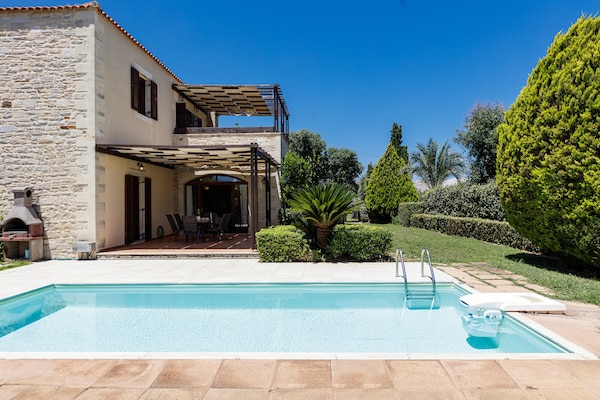 Foto van Villa in Adelianos Kampos - Vakantiehuis in Adelianos Kampos - PoolOfHouse
