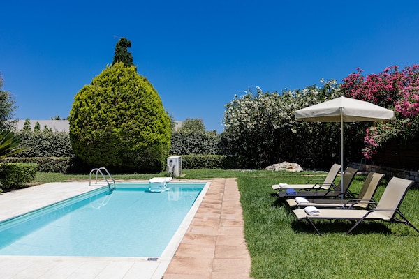 Foto van Villa in Adelianos Kampos - Vakantiehuis in Adelianos Kampos - PoolOfHouse