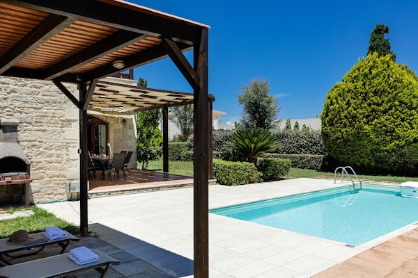 Foto van Villa in Adelianos Kampos - Vakantiehuis in Adelianos Kampos - PoolOfHouse