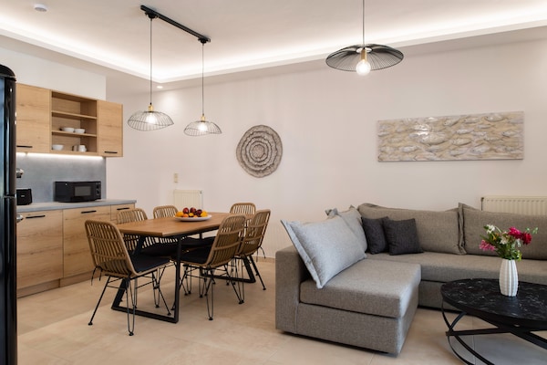 Foto van Luxe vakantiehuis in Nea Magnisia - Vakantiehuis in Nea Magnisia - LivingRoom