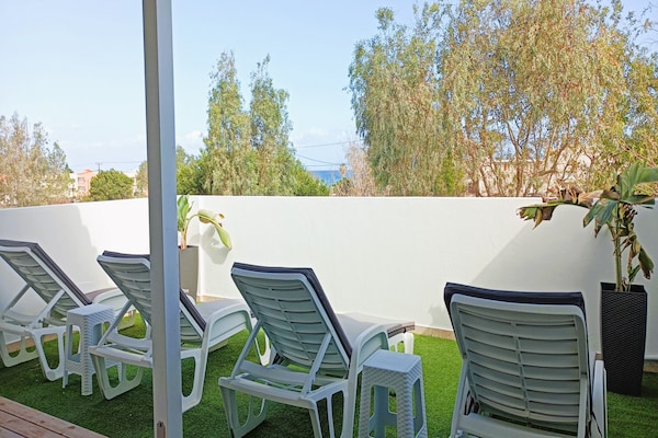 Foto van Vakantiehuis in gezinsvriendelijke buurt - Vakantiehuis in Adelianos Kampos - Outdoor