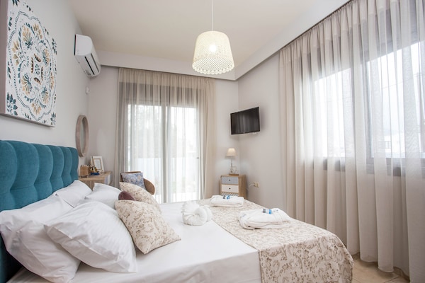Foto van Villa met privézwembad in Kalithies - Vakantiehuis in Faliraki - BedRoom
