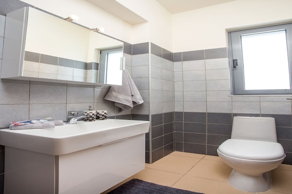 Foto van Villa met privézwembad in Kalithies - Vakantiehuis in Faliraki - BathRoom