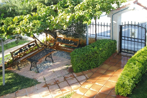 Foto van Vakantiehuis, Marathokefala bij Kolimbari - Vakantiehuis in Marathokefala - HallReception