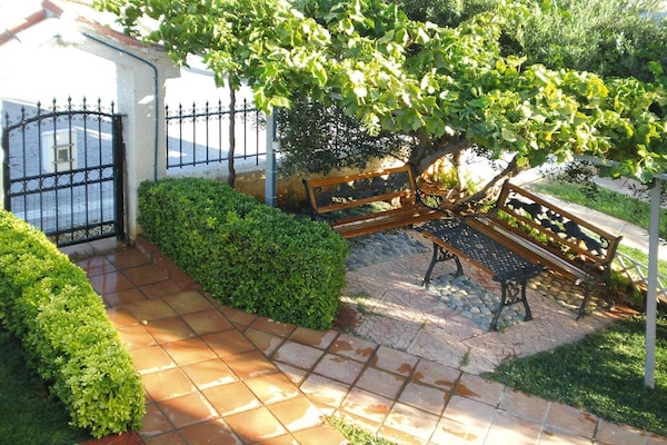 Foto van Vakantiehuis, Marathokefala bij Kolimbari - Vakantiehuis in Marathokefala - HallReception