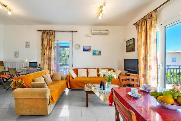 Foto van Vakantiehuis, Marathokefala bij Kolimbari - Vakantiehuis in Marathokefala - LivingRoom