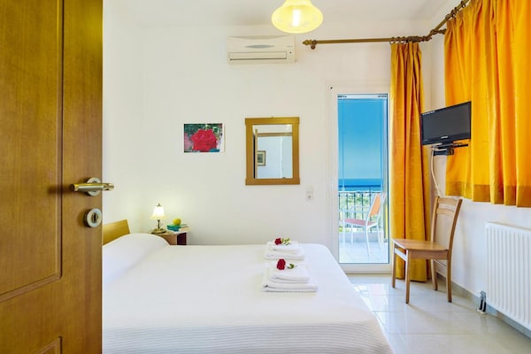 Foto van Vakantiehuis, Marathokefala bij Kolimbari - Vakantiehuis in Marathokefala - BedRoom