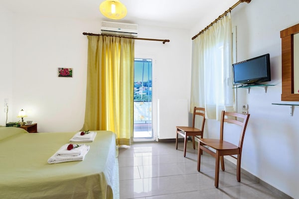 Foto van Vakantiehuis, Marathokefala bij Kolimbari - Vakantiehuis in Marathokefala - BedRoom