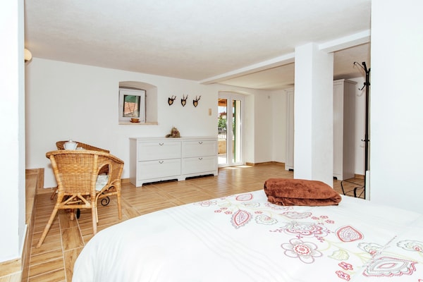 Foto van Vakantiehuis Zaton met zwembad bij Canyon - Vakantiehuis in Obrovac - BedRoom