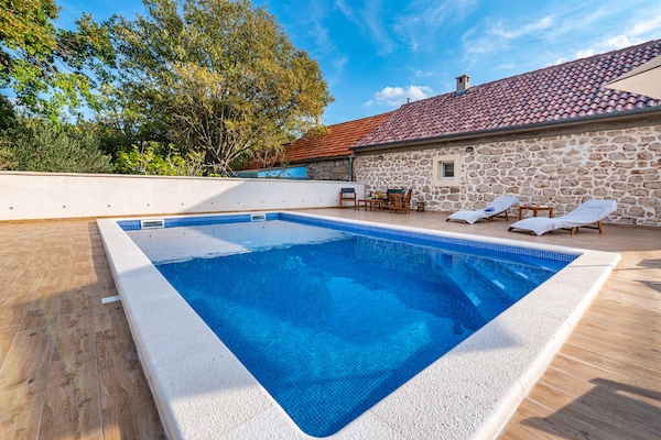 Foto van Vakantiehuis Zaton met zwembad bij Canyon - Vakantiehuis in Obrovac - PoolOfHouse