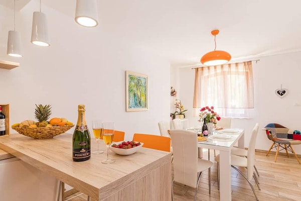 Foto van Villa Pietra, een huis gelegen in Galižana. - Vakantiehuis in Croatia - Kitchen