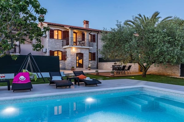 Foto van Villa Pietra, een huis gelegen in Galižana. - Vakantiehuis in Croatia - PoolOfHouse