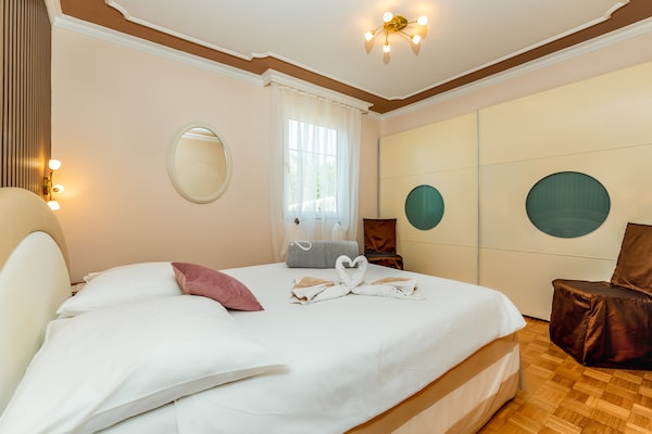 Foto van Villa in Ripenda Kras met zwembad en sauna - Vakantiehuis in Labin - BedRoom