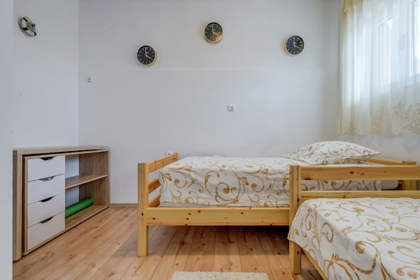 Foto van Villa in Solin met privézwembad en tuin - Vakantiehuis in Solin - BedRoom