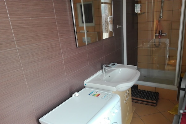 Foto van Villa in Solin met privézwembad en tuin - Vakantiehuis in Solin - BathRoom