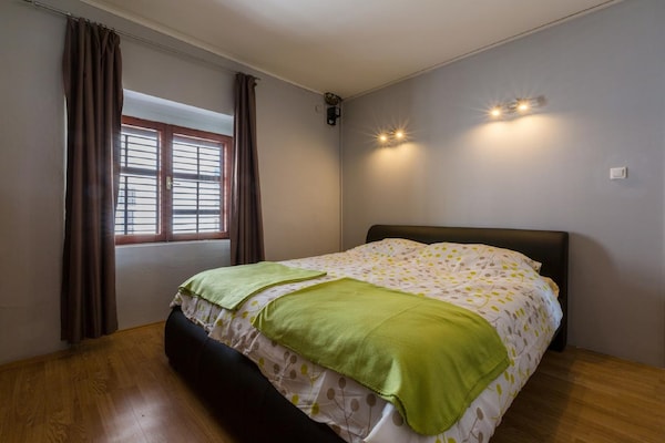 Foto van Vakantiehuis in Birbir bij Strand en Zwembad - Vakantiehuis in Bribir - BedRoom