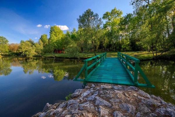Foto van Vakantiehuis Brbinj bij Zee met Zwembad - Vakantiehuis in Brbinj - AreaSummer20KM