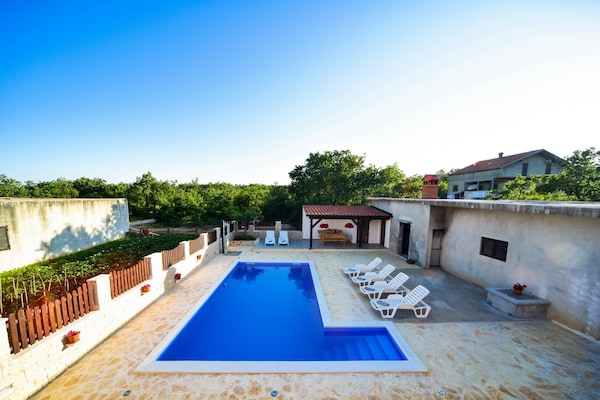 Foto van Appartement in Slivnica met privézwembad - Vakantiehuis in Slivnica - PoolOfHouse