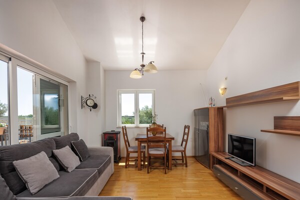 Foto van Villa in Polaca met zwembad bij natuurparken - Vakantiehuis in Polaca - LivingRoom