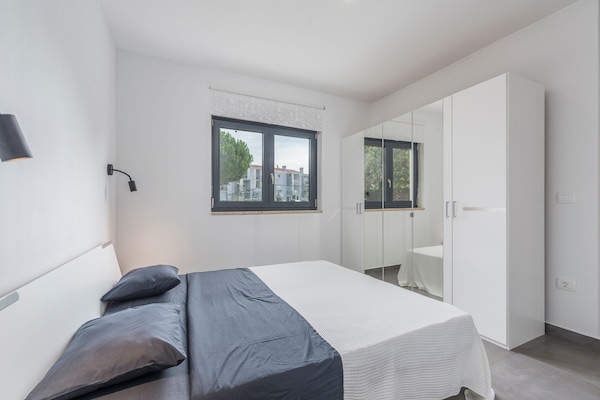 Foto van Villa in Novigrad met Privézwembad en Strand - Vakantiehuis in Novigrad - BedRoom