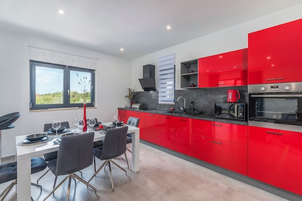 Foto van Villa in Novigrad met Privézwembad en Strand - Vakantiehuis in Novigrad - Kitchen
