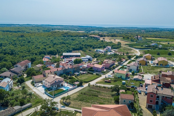 Foto van Villa in Brtonigla met Privézwembad - Vakantiehuis in Brtonigla - AreaSummer1KM