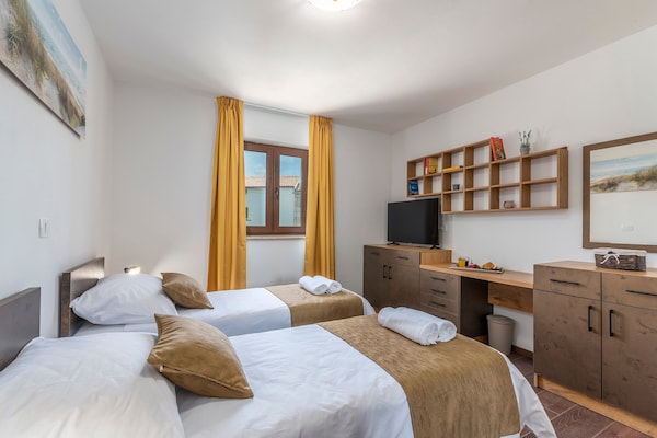 Foto van Villa in Brtonigla met Privézwembad - Vakantiehuis in Brtonigla - BedRoom