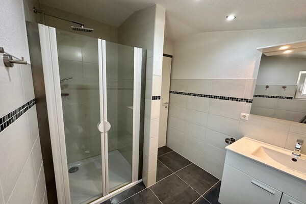 Foto van Appartement in Kroatië bij Adriatische Zee - Vakantiehuis in Grizane - BathRoom