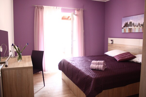 Foto van Grebastica Villa aan het zwembad - Vakantiehuis in Grebastica - BedRoom