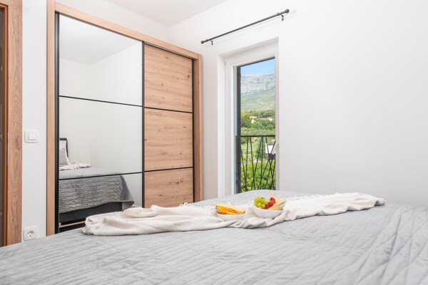 Foto van Vakantie-oase met hydromassagezwembad - Vakantiehuis in Kaštel Sućurac - BedRoom
