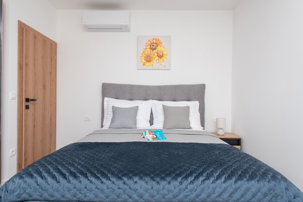 Foto van Vakantie-oase met hydromassagezwembad - Vakantiehuis in Kaštel Sućurac - BedRoom