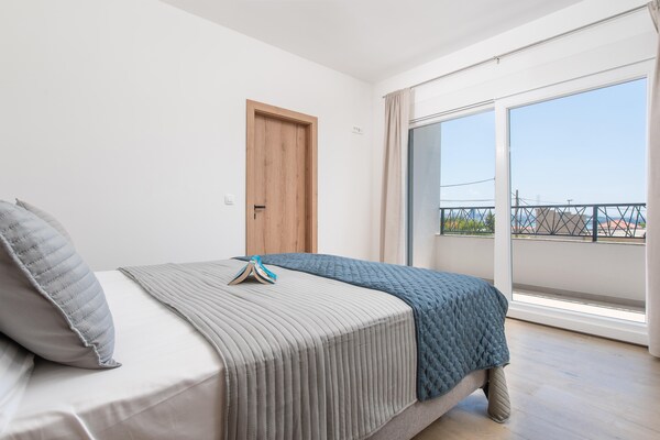 Foto van Vakantie-oase met hydromassagezwembad - Vakantiehuis in Kaštel Sućurac - BedRoom