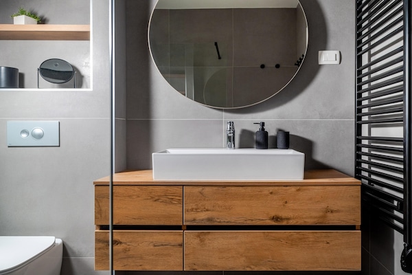 Foto van Luxe villa met zeezicht en verwarmd zwembad - Vakantiehuis in Kaštela - BathRoom