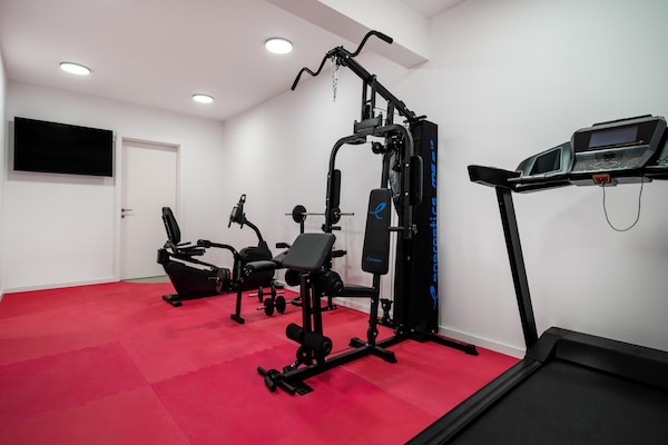Foto van Luxe villa met zeezicht en verwarmd zwembad - Vakantiehuis in Kaštela - Facilities