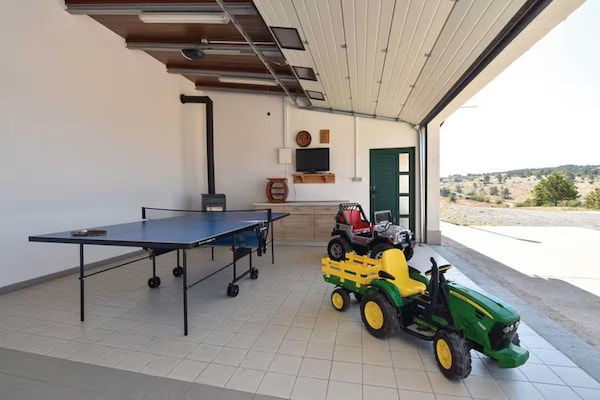 Foto van Familievilla met zeezicht en verwarmd zwembad - Vakantiehuis in Okrug Gornji - Facilities
