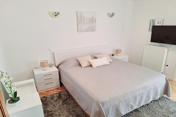 Foto van Prachtig vakantiehuis met privésauna - Vakantiehuis in Neoric - BedRoom