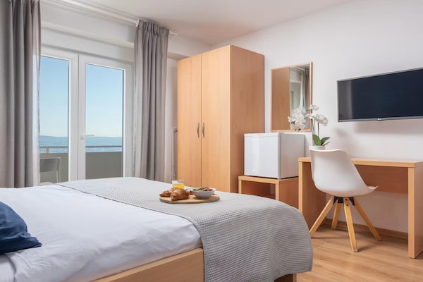 Foto van Villa aan het strand met bubbelbad - Vakantiehuis in Podstrana - BedRoom