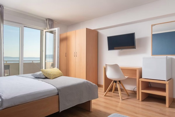 Foto van Villa aan het strand met bubbelbad - Vakantiehuis in Podstrana - BedRoom
