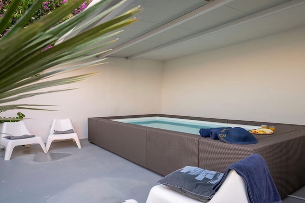 Foto van Villa aan het strand met bubbelbad - Vakantiehuis in Podstrana - PoolOfHouse