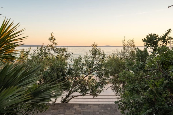 Foto van Villa aan het strand met bubbelbad - Vakantiehuis in Podstrana - Ambiance