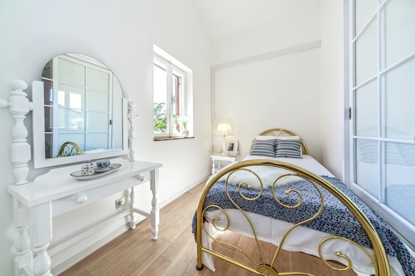 Foto van Vrijstaand vakantiehuis in Baska Voda met privézwembad - BedRoom
