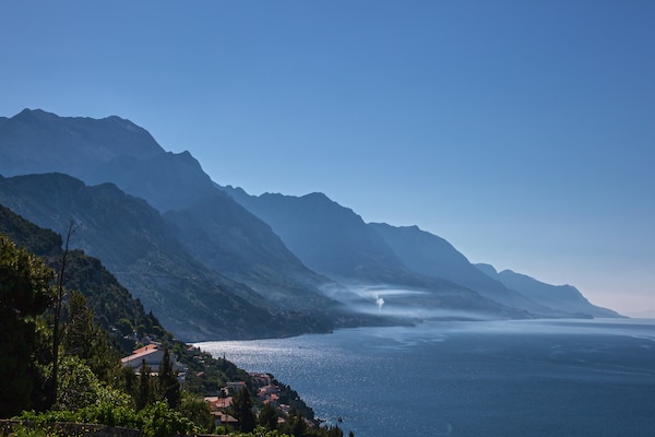 Foto van Vrijstaand vakantiehuis in Baska Voda met privézwembad - AreaSummer5KM