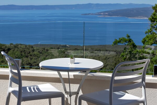 Foto van Luxe villa in Baška Voda - Vakantiehuis in Baška Voda - BathRoom