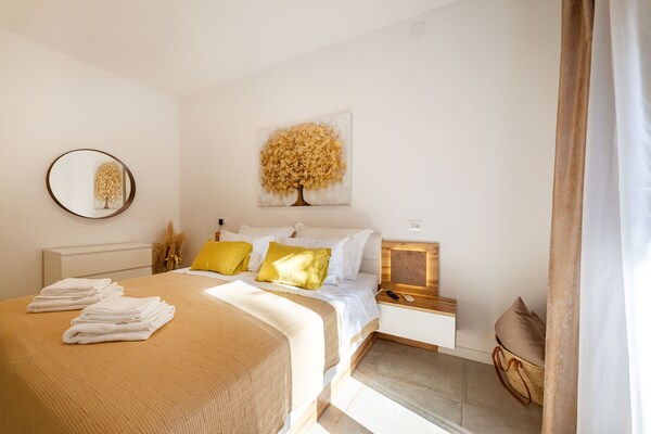 Foto van Toevluchtsoord met zeezicht op het eiland Hvar - Vakantiehuis in Svirce - BedRoom