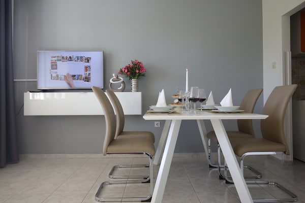 Foto van Ontsnapping aan de kust van Bibinje - Vakantiehuis in Bibinje - DiningRoom