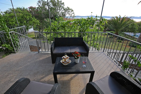 Foto van Ontsnapping aan de kust van Bibinje - Vakantiehuis in Bibinje - TerraceBalcony