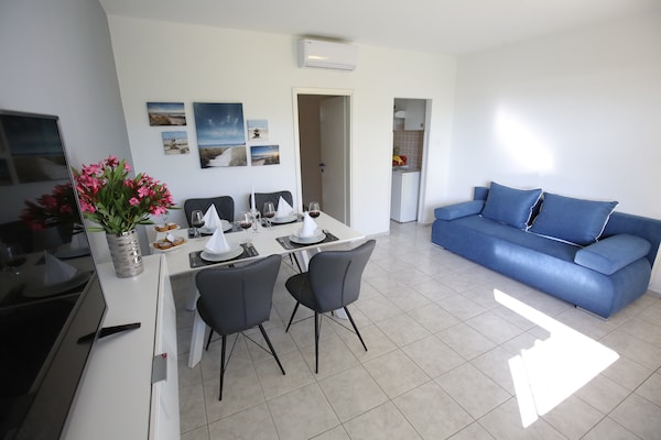 Foto van Ontsnapping aan de kust van Bibinje - Vakantiehuis in Bibinje - LivingRoom