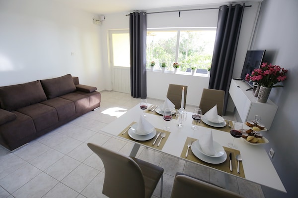 Foto van Ontsnapping aan de kust van Bibinje - Vakantiehuis in Bibinje - DiningRoom