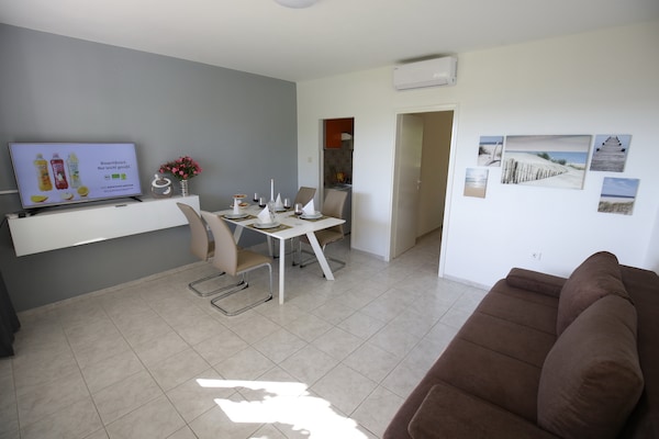 Foto van Ontsnapping aan de kust van Bibinje - Vakantiehuis in Bibinje - LivingRoom