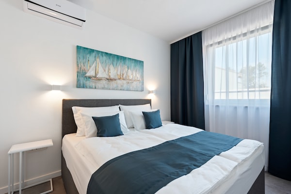 Foto van Vakantiehuis in Vir bij Jadro Strand - Vakantiehuis in Vir - BedRoom